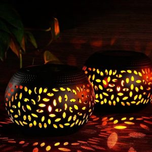 Outdoor LED Solar Garden Light for Patio Garden Path Decorative Desktop Lamp